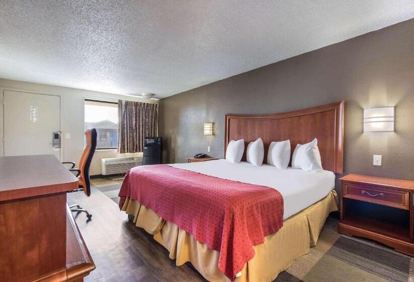 Стандартный Номер Кровать Кинг, Rodeway Inn Near Hall Of Fame