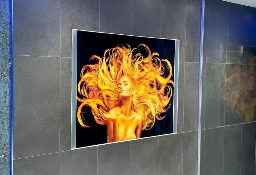 מיטת קינג בסוויטה, Olux Hotel Motel Suites