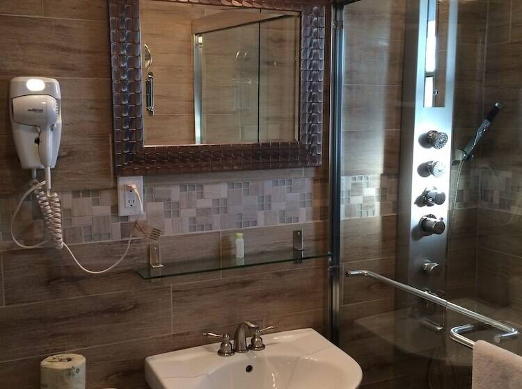 חדר דלוקס, Olux Hotel Motel Suites
