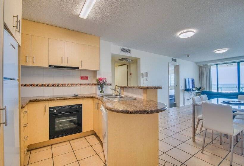 דירת 2 חדרים נוף לים, Grand Palais Boolarong Beachside Apartments