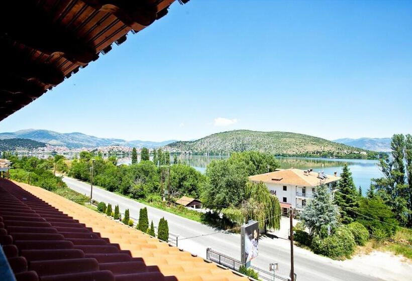 اتاق استاندارد با چشم‌انداز دریاچه, Anastassiou Hotel   Bike And Motorcycle Friendly