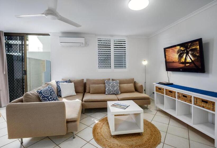 Апартаменты Внутренние 1 Спальня, Pacific Beach Resort