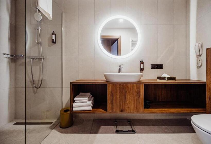 Номер Deluxe с Балконом, Elements Hotel&spa