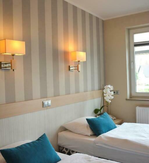 Номер Стандарт, Restauracja 32 Motel