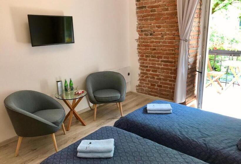 غرفة قياسية مزوَّدة بشُرفة, Topolove Rooms & Apartments