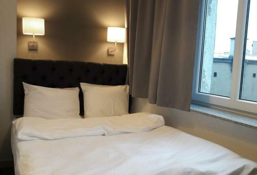 Студия Стандарт, Przystanek Katowice Mariacka 26