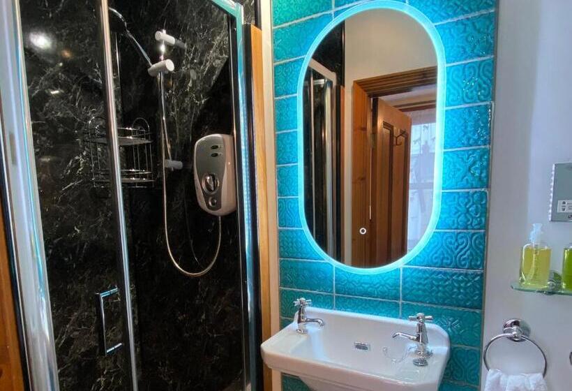 Номер Стандарт, Elm Tree Lodge