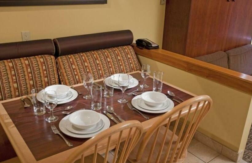 Студия Стандарт, Mountain Side Hotel Whistler By Executive