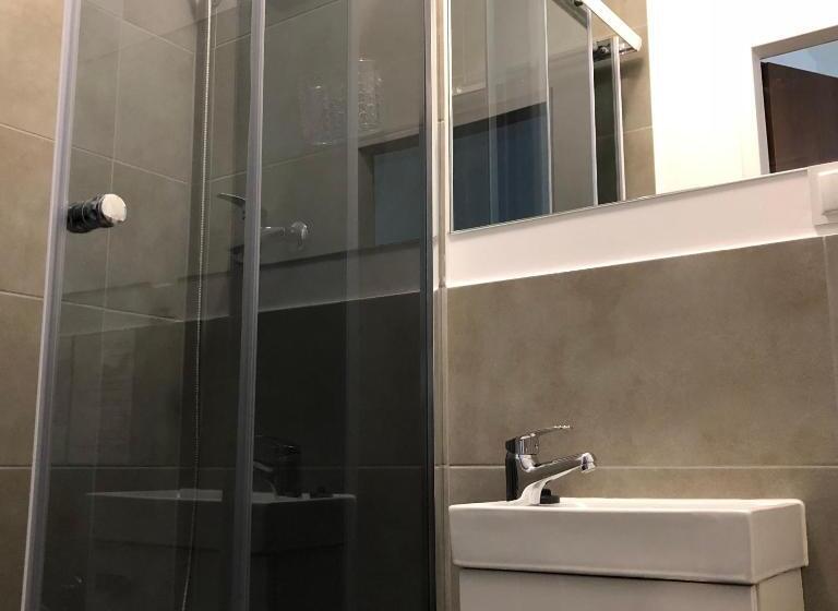 Номер Стандарт с Балконом, Kwadrat Apartamenty Grottgera