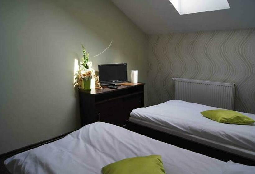 Номер Стандарт, Motel Restauracja Ballaton
