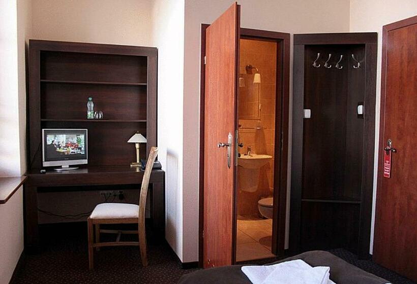 Номер Стандарт Индивидуальный, A  Propos Hotel, Restauracja, Club