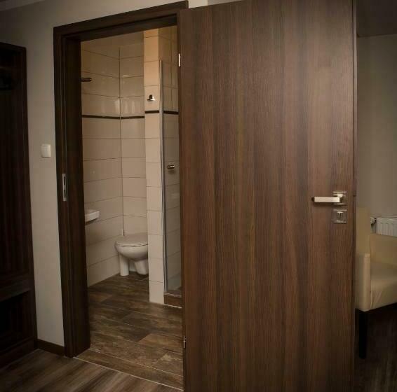 Номер Deluxe, Apartamentowiec Kuźniar