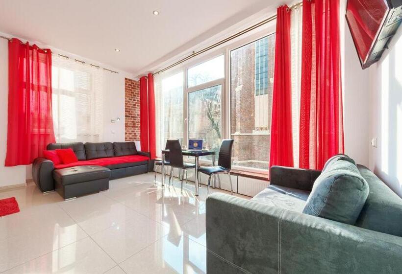 Студия Стандарт, Hostelswidnicka24