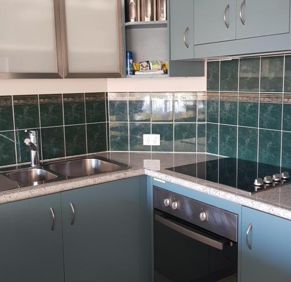 침실 2개 아파트, Excellsior Apartments