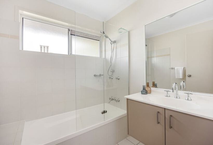 침실 3개 아파트, Noosa Outrigger Beach Resort