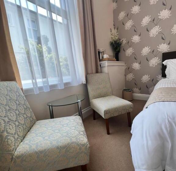 Стандартный Номер Нижний Этаж, Birkdale Guest House