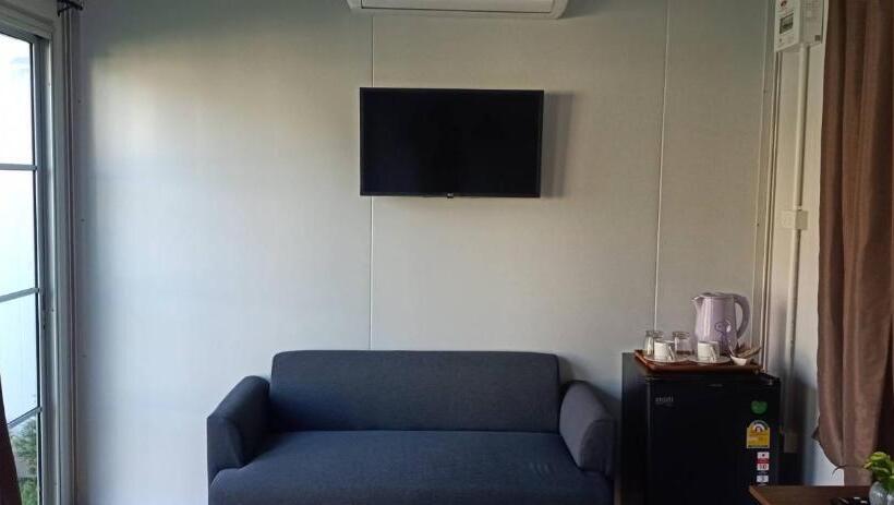 Номер Deluxe, Homey Hut Ayutthaya
