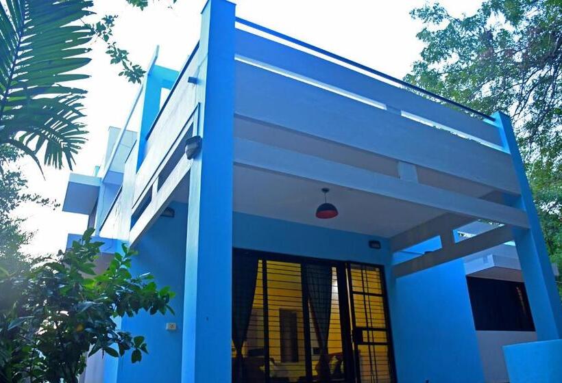 ‫فيلا غرفة نوم واحدة مطلة على الحديقة, The Club House  Swimming Pool That S Better Than The Beach