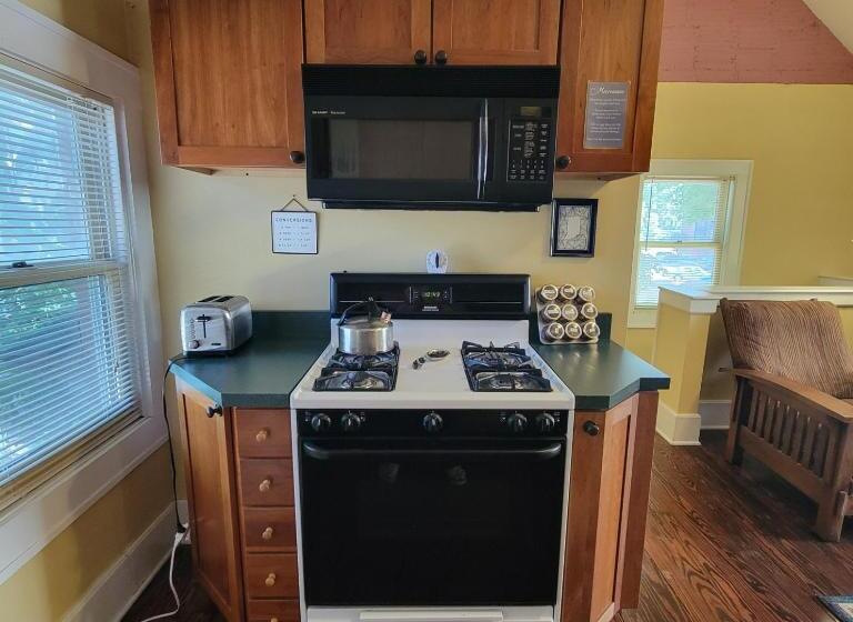 Quarto deluxe, Art And Lodging