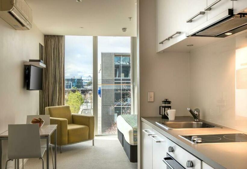 标准工作室, Quest Carlaw Park Serviced Apartments