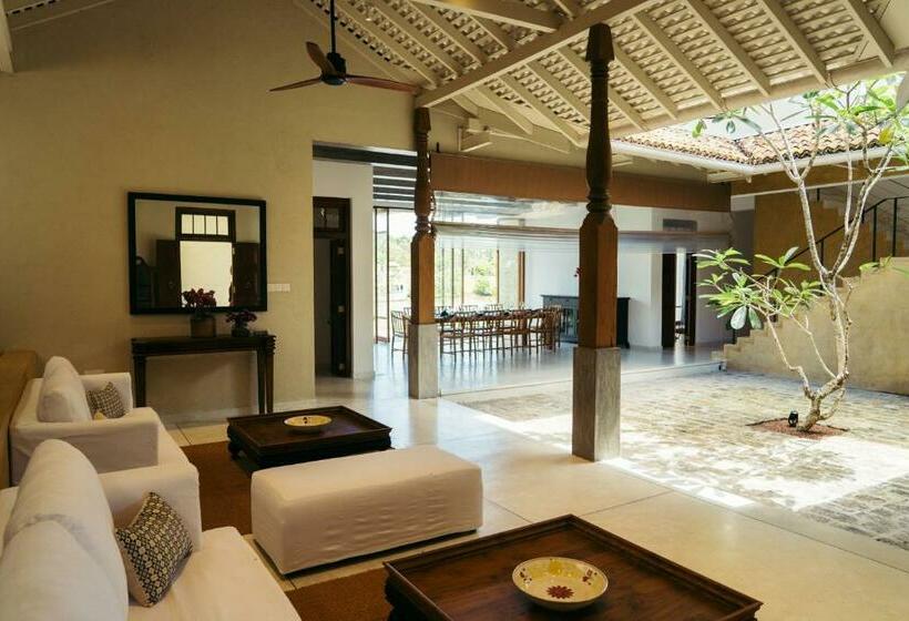 Номер Deluxe, Sitara Weligama