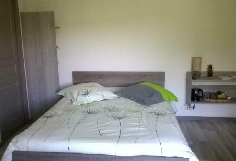 Номер Стандарт, Chambre Chez Mamie Do