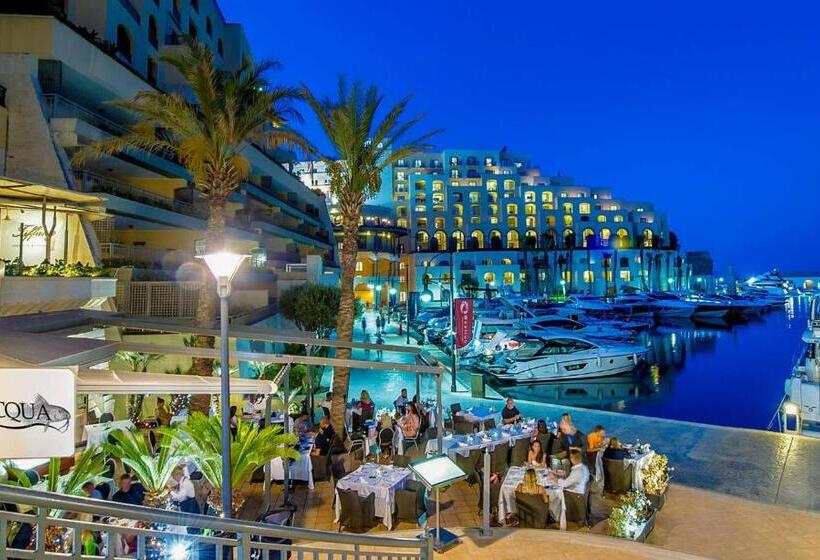استودیوی استاندارد با چشم‌انداز دریا, Cresta Beach Studios