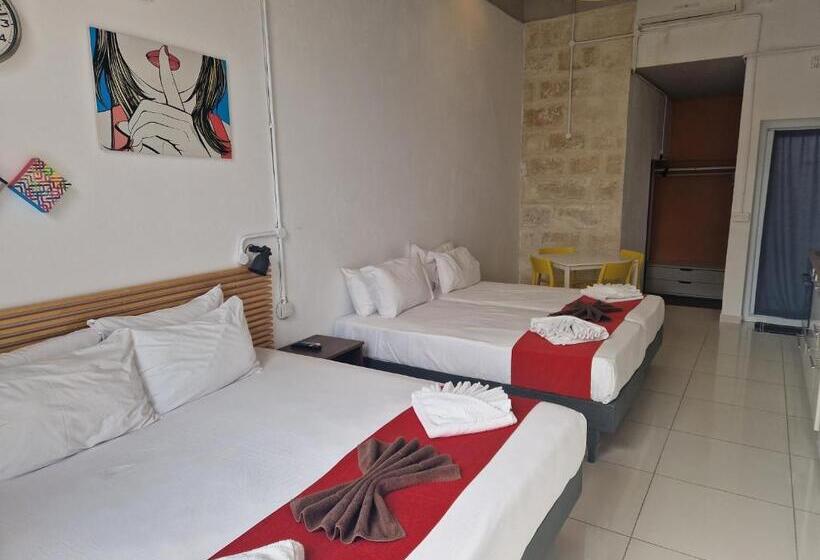 استودیوی استاندارد با چشم‌انداز دریا, Cresta Beach Studios