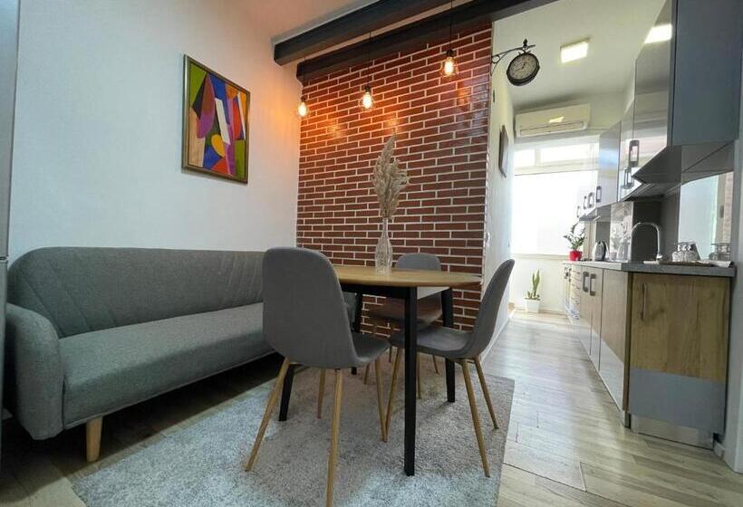 آپارتمان 1 خوابه, Myslym Shyri S Apartments