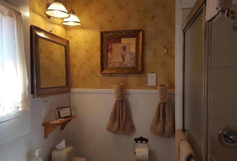 Номер Deluxe Кровать Кинг, Hummingbird Inn