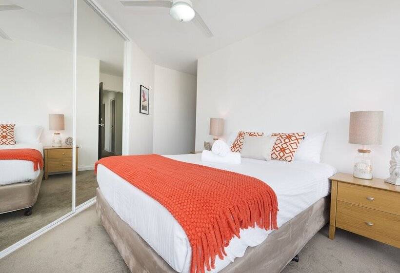 침실 3개 아파트, Sevan Apartments Forster