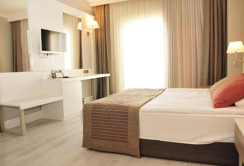Chambre Familiale, Port River Hotel&spa