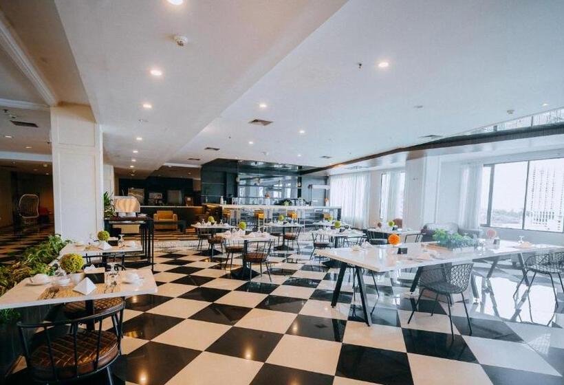 اتاق لوکس با چشم‌انداز شهر, King S Hotel Nagoya Batam