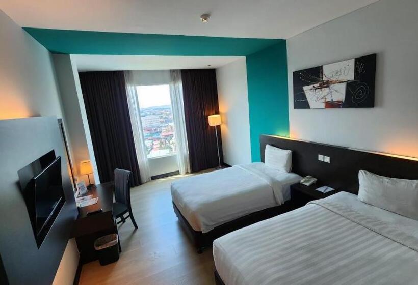 اتاق لوکس با چشم‌انداز شهر, King S Hotel Nagoya Batam