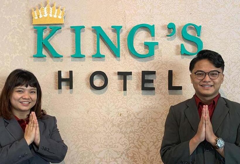 اتاق لوکس با چشم‌انداز باغ, King S Hotel Nagoya Batam