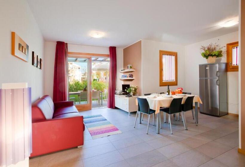 带2个卧室的公寓, Villaggio Laguna Blu