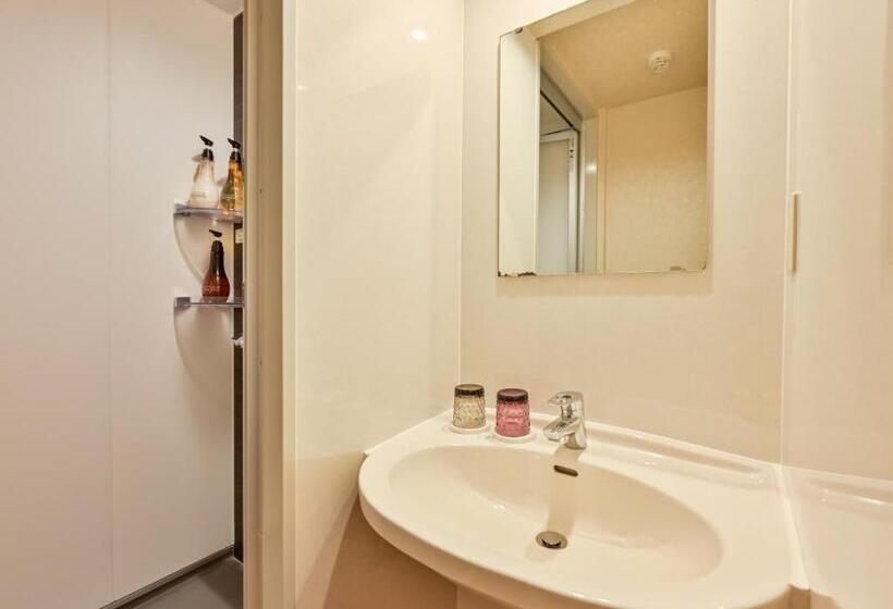 Четырехместный Номер Стандарт, Nabeyahonkan Ryokan