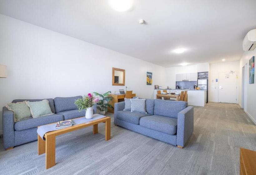 Апартаменты 2 Спальни, Aligned Corporate Residences Mackay