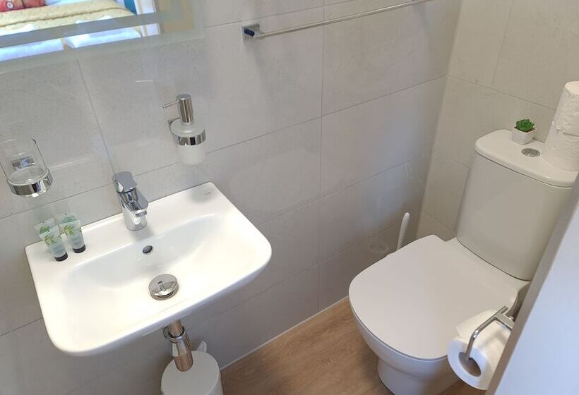 Номер Стандарт Вид на Море, Torland Seafront Hotel   Free Parking, Wi Fi, All Rooms En Suite