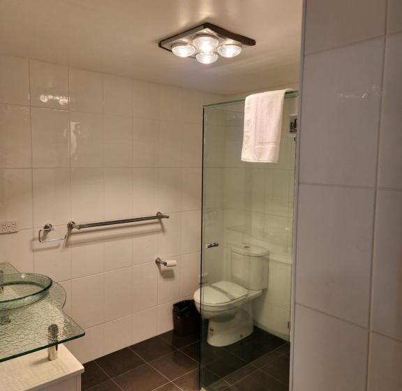 2 Bedrooms Apartment City View, Surfers Hawaiian Holiday Apartments