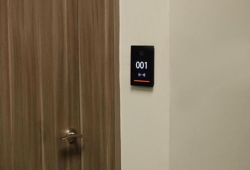 キングサイズベッドのスタンダードルーム, Holiday Inn Express Pachuca, An Ihg
