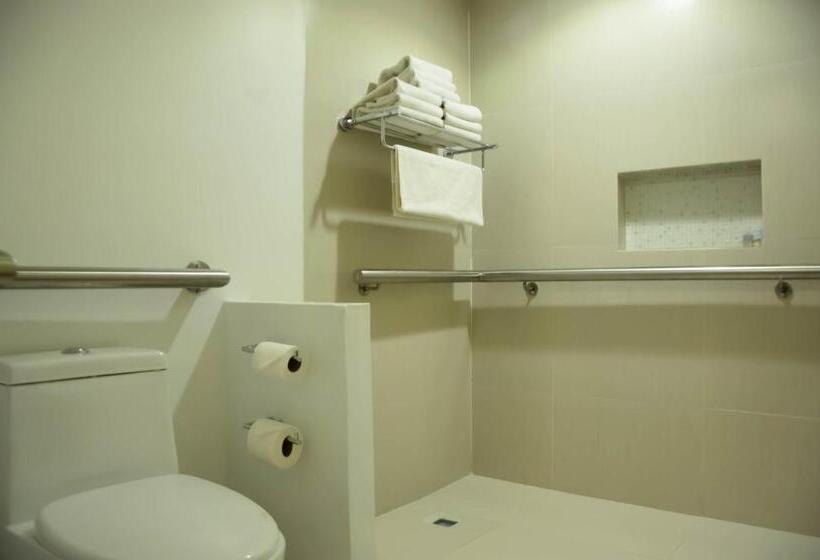 身障者適用スタンダードルーム, Holiday Inn Express Pachuca, An Ihg