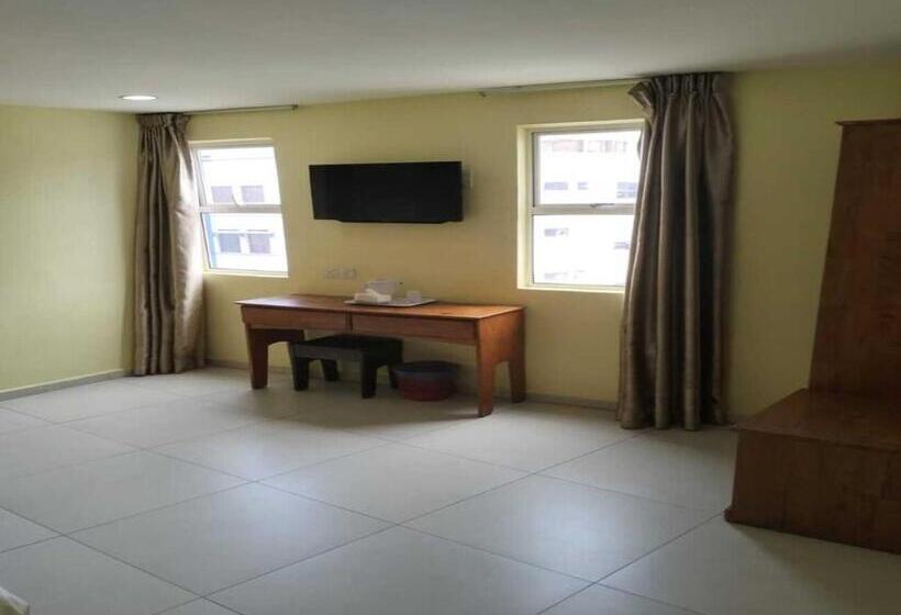 Номер Deluxe, Sun Inns Hotel Cheras