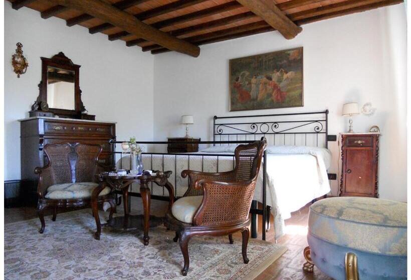 اتاق سه‌نفرۀ استاندارد با سرویس بهداشتی بیرون از اتاق, La Pieve Di Sant Andrea