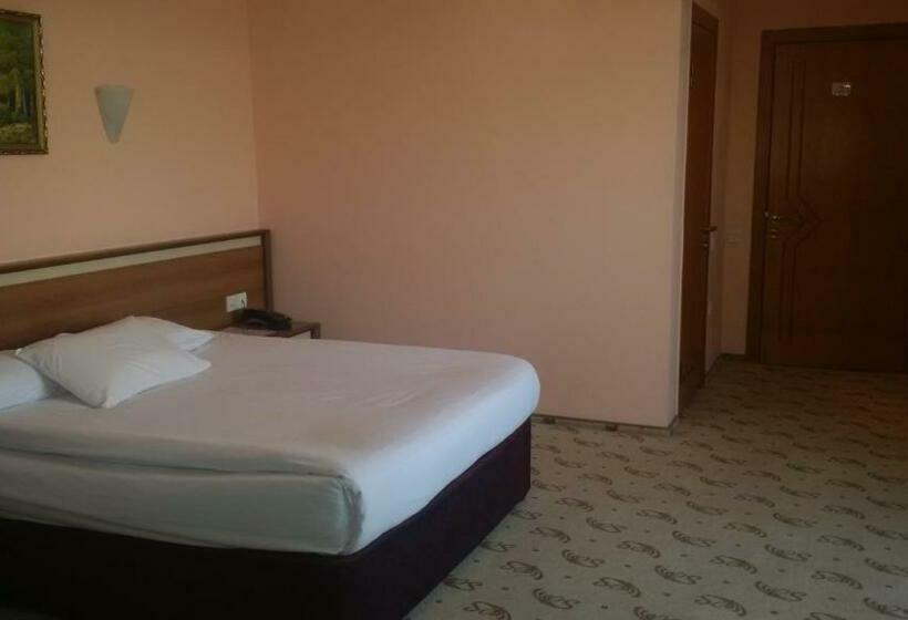 Standardzimmer mit Flussausblick, River Side