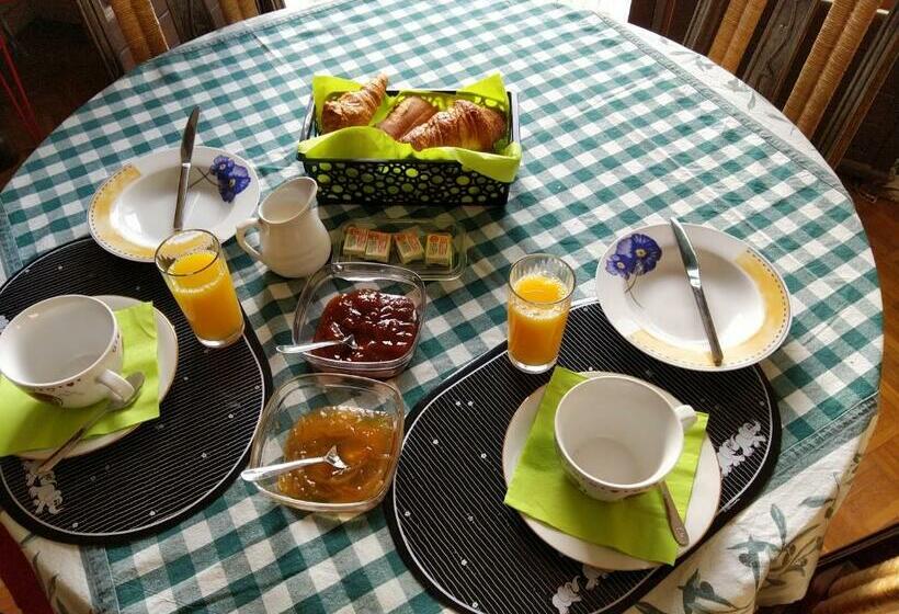اتاق استاندارد با چشم‌انداز دریا, Bed & Diner Les Terrasses De La Palme