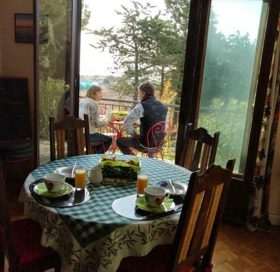 اتاق استاندارد با چشم‌انداز دریا, Bed & Diner Les Terrasses De La Palme