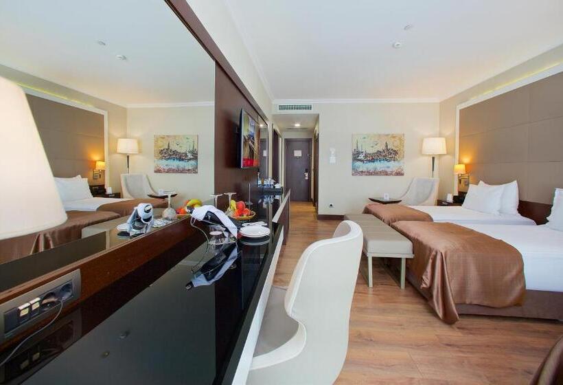اتاق لوکس, Ramada By Wyndham Istanbul Merter