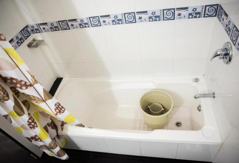 Президентский Люкс, Super Townhouse Margao Near Railway Station Formerly Hotel Tanish