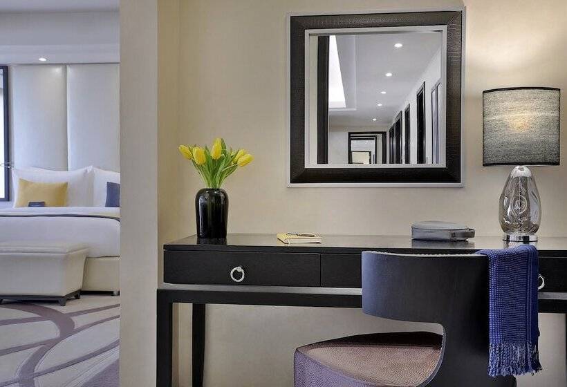 皇家两卧套房, Voco   Riyadh, An Ihg Hotel   فندق فوكو الرياض, احدى فنادق مجموعة إنتركونتيننتال